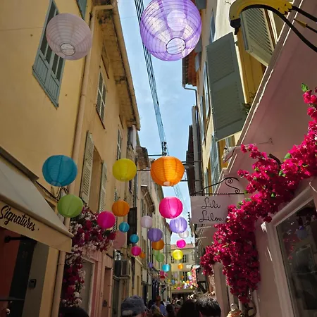 Sous Les Toits דירה